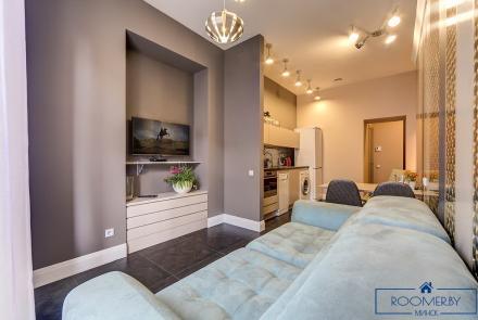 Квартира на сутки в Минске на улице Романовская Слобода, 16 гостиная