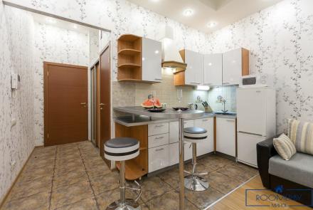 Квартира на сутки в Минске на улице Притыцкого, 73 кухня