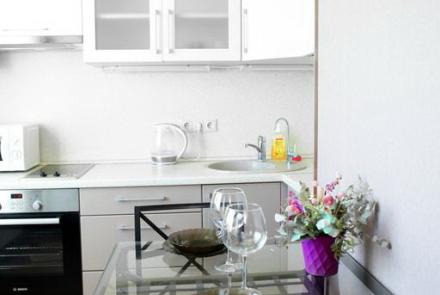 Квартира на сутки в Минске на улица Скрыганова, 4Д кухня