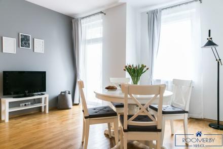 Квартира на сутки в Минске на улице Притыцкого, 39 гостиная