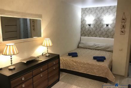 Квартира на сутки в Минске возле метро Кунцевщина спальня