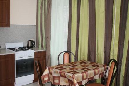 Однокомнатня квартира на сутки в Минске Глебки кухня