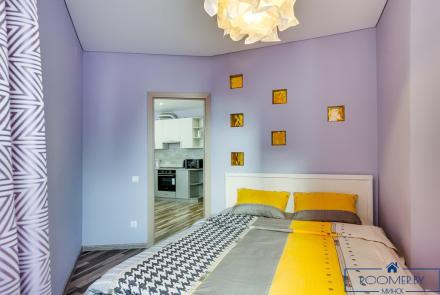 Однокомнатная квартира на сутки в Минск Тимошенко спальня