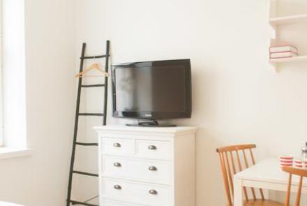 Однокомнатная квартира на сутки в Минске на Притыцкого спальня