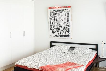 Однокомнатная квартира на сутки в Минске на Притыцкого спальня