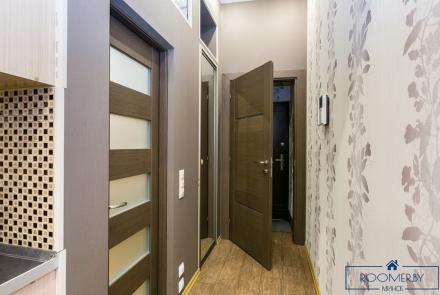 Квартира на сутки в Минске на проспекте Независимости, 18 коридор