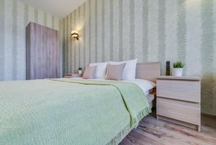 Двухкомнатная квартира в Минске на Володарского спальня