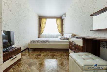 Двухкомнатная квартира в Минске на сутки Энгельса спальня