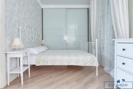 Двухкомнатная квартира в Минске на сутки Энгельса спальня