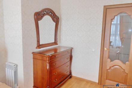 Однокомнатная квартира на сутки в Минске Энгельса спальня