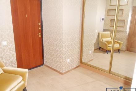 Однокомнатная квартира на сутки в Минске Энгельса коридор