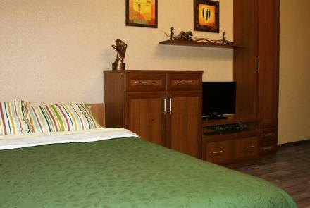 Однокомнатная квартира на сутки в Минске Свердлова спальня