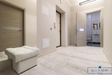 Квартира на сутки в Минске на улице Энгельса, 22 прихожая