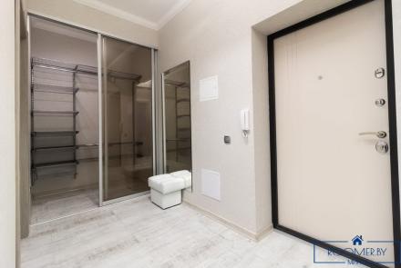 Квартира на сутки в Минске на улице Энгельса, 22 прихожая