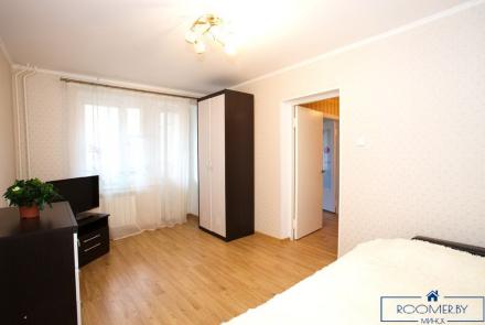 Однокомнатная квартира в Минске на Красноармейской спальня