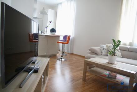 Однокомнатная квартира в Минске на Красноармейской спальня