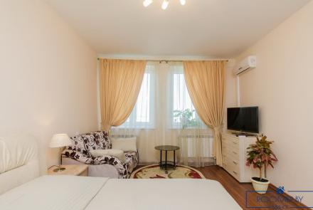 Однокомнатная квартира в Минске на Красноармейской спальня