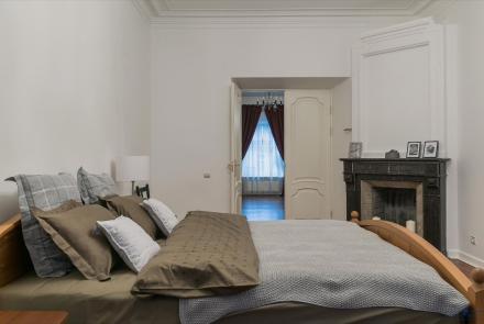 Пятикомнатная квартира на сутки Минск проспект Независимости, 14 спальня