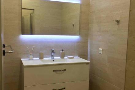 Пятикомнатная квартира на сутки Минск проспект Независимости, 14 ванна