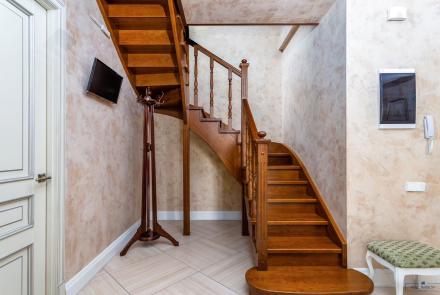 Пятикомнатная квартира на сутки Минск проспект Независимости, 23 лестница