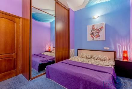 Квартира на сутки в Минске возле метро Купаловская спальня