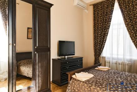 Трехкомнатная квартира в Минске на сутки Энгельса гостиная