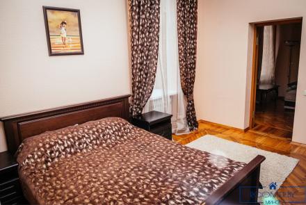 Трехкомнатная квартира в Минске на сутки Энгельса спальня