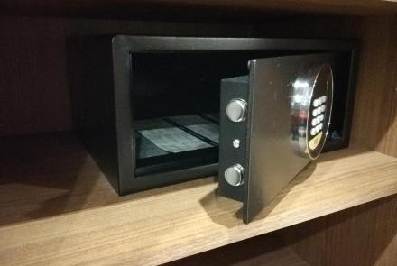 Однокомнатная квартира в Минске на проспекте Дзержинского сейф