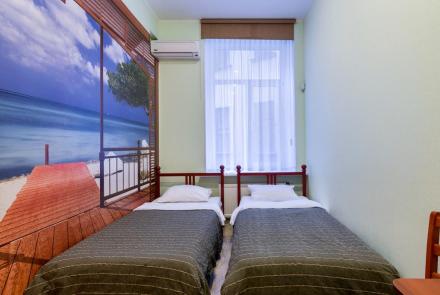 Четырехкомнатная квартира на сутки Минск Мясникова, 34 спальня