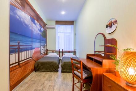 Четырехкомнатная квартира на сутки Минск Мясникова, 34 спальня