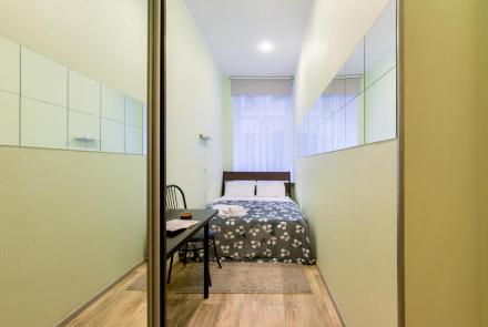 Четырехкомнатная квартира на сутки Минск Мясникова, 34 спальня