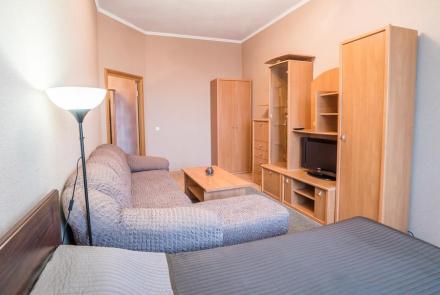 Однокомнатная квартира на сутки в Минске Гурского, 31 спальня