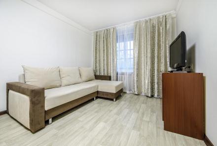 Однокомнатная квартира в Минске на проспекте Дзержинского спальня