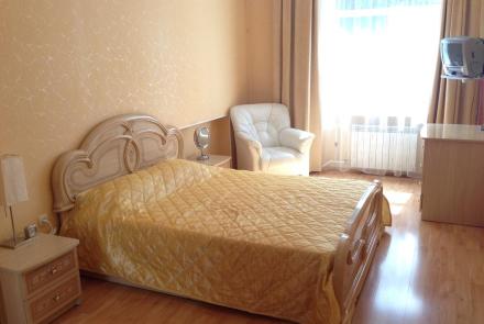 Трехкомнатная квартира посуточно в Минске на Короля, 18 спальня