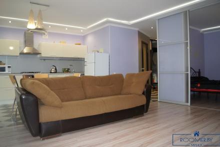 Двухкомнатная квартира на сутки Минск Дзержинского гостиная