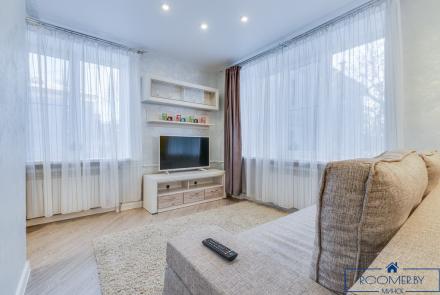 Двухкомнатная квартира на сутки Дзержинского гостиная