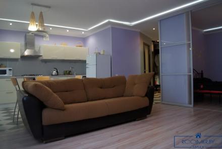 Двухкомнатная квартира на сутки Минск Дзержинского гостиная