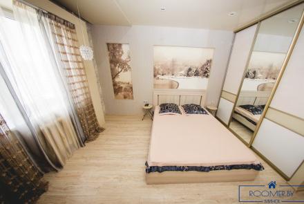 Двухкомнатная квартира на сутки Гурского спальня