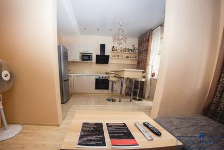 Двухкомнатная квартира на сутки Гурского кухня