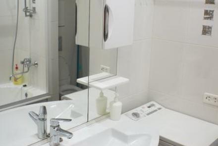 Двухкомнатная квартира посуточно Минск Короля ванна