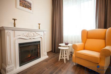 Двухкомнатная квартира на сутки в Минске Короля гостиная