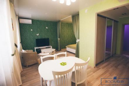 Однокомнатная квартира на сутки в Минске Дзержинского спальня