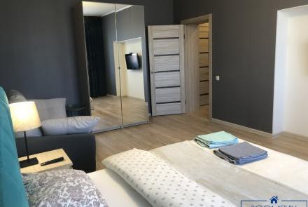 Однокомнатная квартира на сутки в Минске Дзержинского спальня