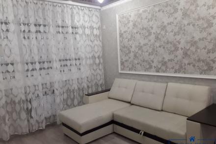 Однокомнатная квартира на сутки Гурского спальня