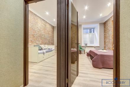 Квартира на сутки в Минске возле метро Площадь Ленина прихожая