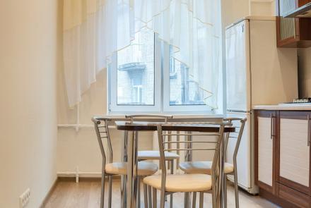 Квартира на сутки в Минске на улице Московская, 9 кухня