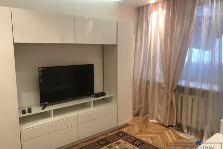 Квартира на сутки в Минске на улице Воронянского, 3 гостиная