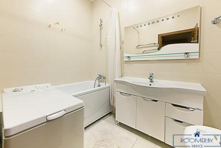 Пятикомнатная квартира на сутки Минск Кирова ванна