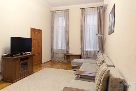 Пятикомнатная квартира на сутки Минск Кирова гостиная