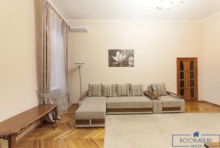 Пятикомнатная квартира на сутки Минск Кирова гостиная